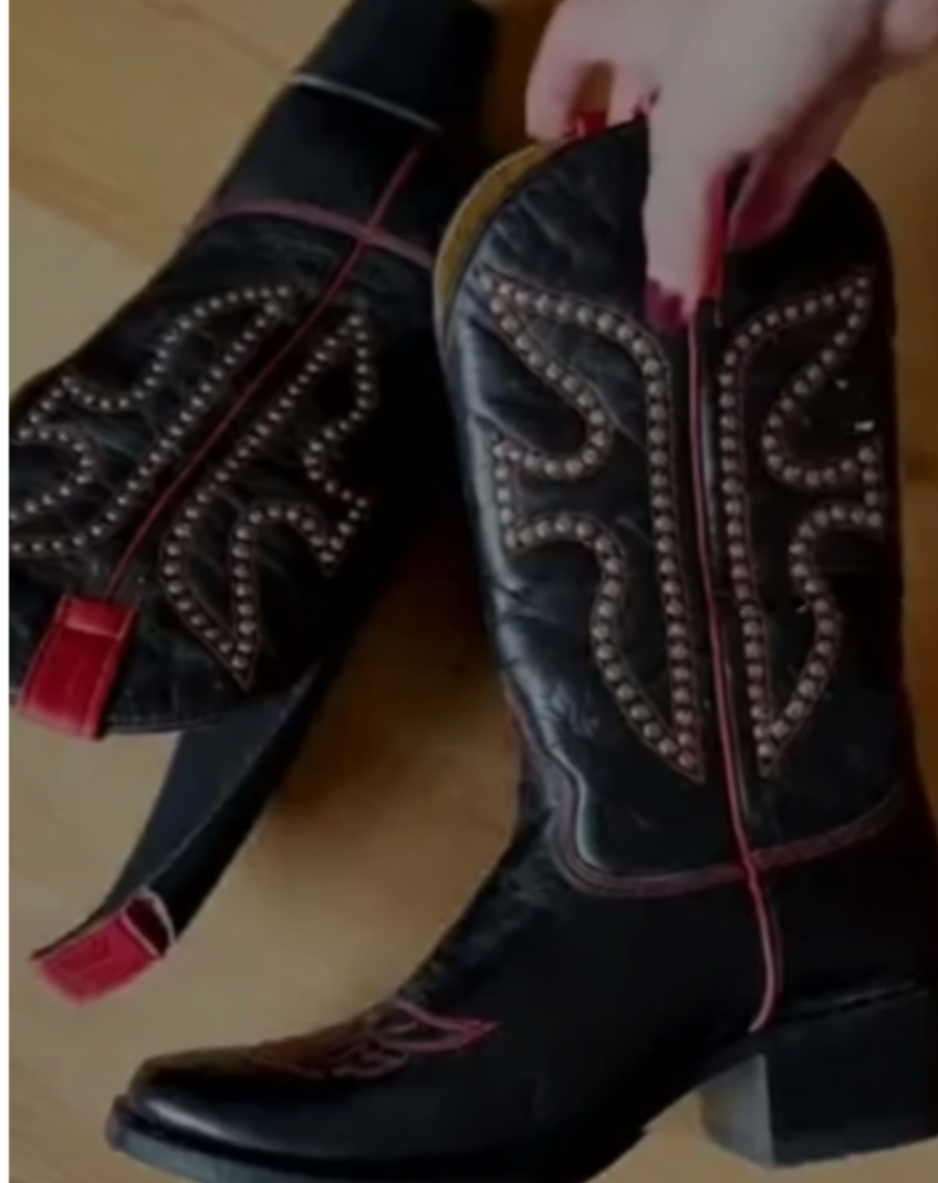 Frye Boots Daisy Duke Black Red Western Cowboy Studded Leather Women’s 7.5